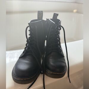 Girls Dr Martens- sz 1